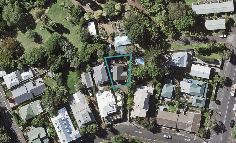 4A Cracroft Street, Devonport, Auckland - Carousel 1