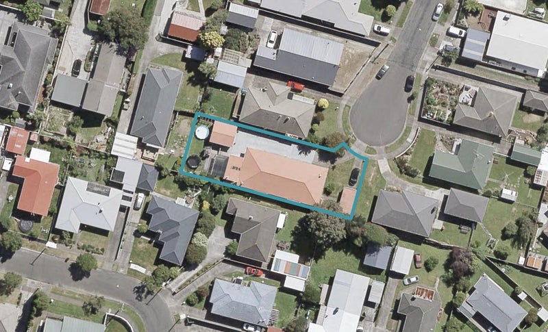 1/8 Barsi Grove, Avalon, Lower Hutt - Carousel 1