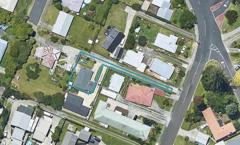 9 Greerton Road, Gate Pa, Tauranga - Carousel 1