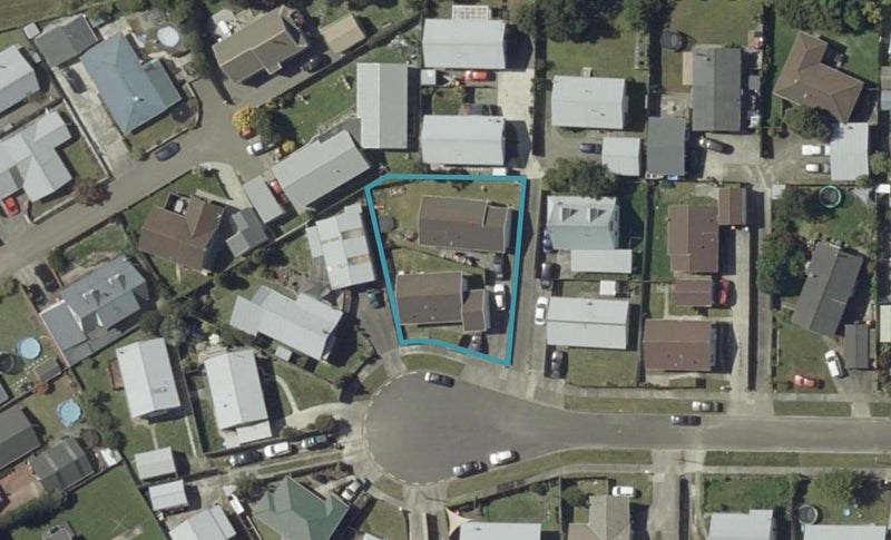 24 Tiller Close, Kelvin Grove, Palmerston North - Carousel 1