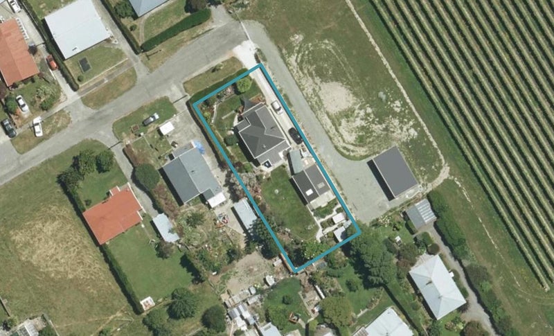 11 Robinson Street, Grovetown, Blenheim - Carousel 1
