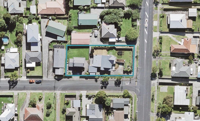 1/133 Astley Avenue, New Lynn, Auckland - Carousel 1