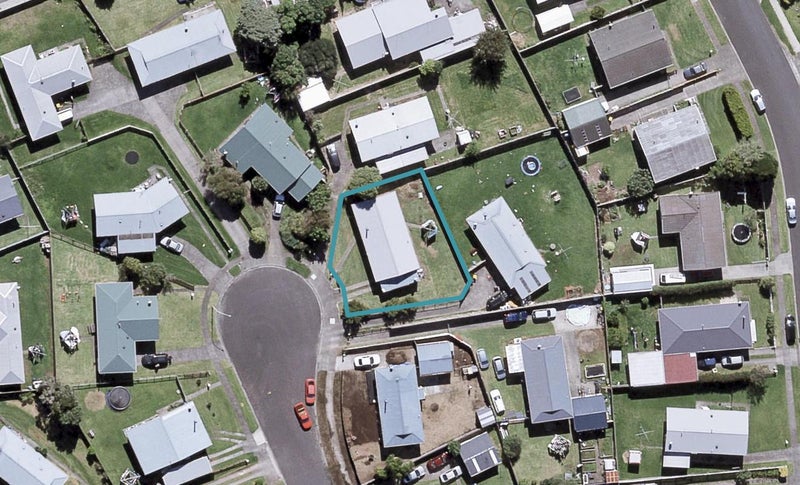 14 Veronica Place, Bell Block, New Plymouth - Carousel 1