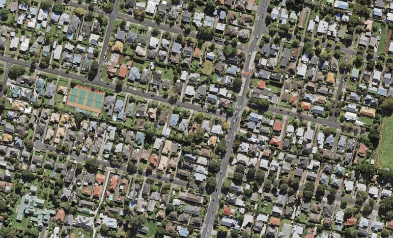 2 Fernleigh Avenue, Royal Oak, Auckland - Carousel 1