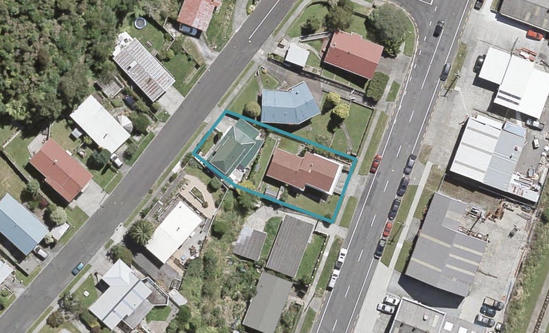 2/3 Tiroiti Grove, Stokes Valley, Lower Hutt - Carousel 1