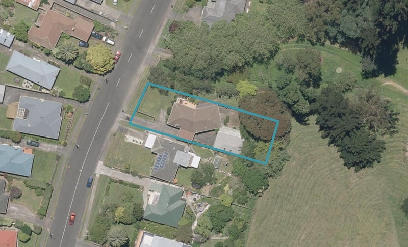 126 Ikitara Road, Whanganui East, Whanganui - Carousel 1