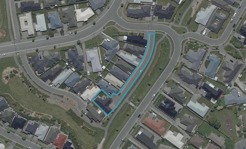 16 Bowmore Lane, Broomfield, Christchurch - Carousel 1