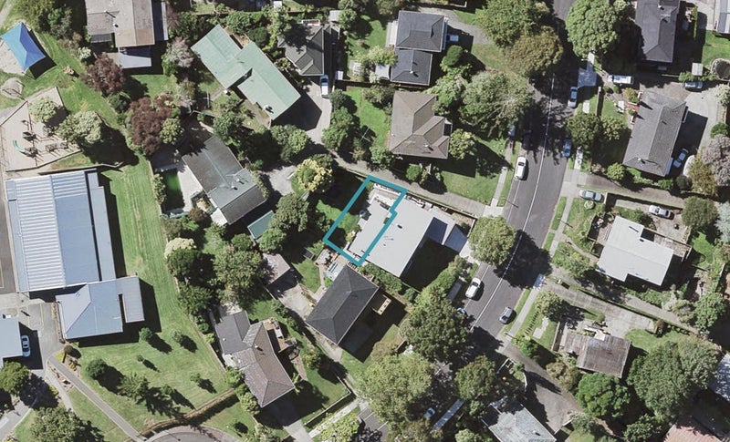 29C Mirrabooka Avenue, Botany Downs, Auckland - Carousel 1