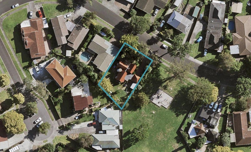 10 Balgowan Terrace, Conifer Grove, Takanini - Carousel 1