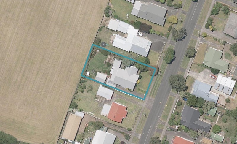9 Moore Avenue, Tawhero, Whanganui - Carousel 1