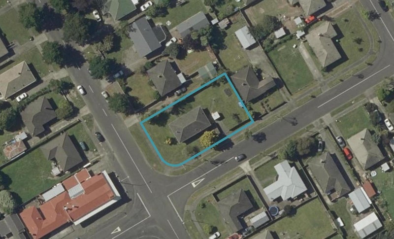 1 Montrose Place, Takaro, Palmerston North - Carousel 1