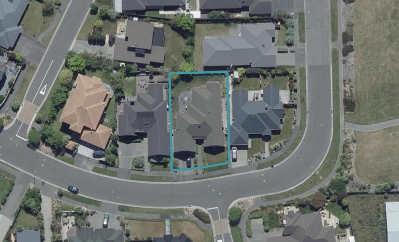 30 Bottle Lake Drive, Parklands, Christchurch - Carousel 1