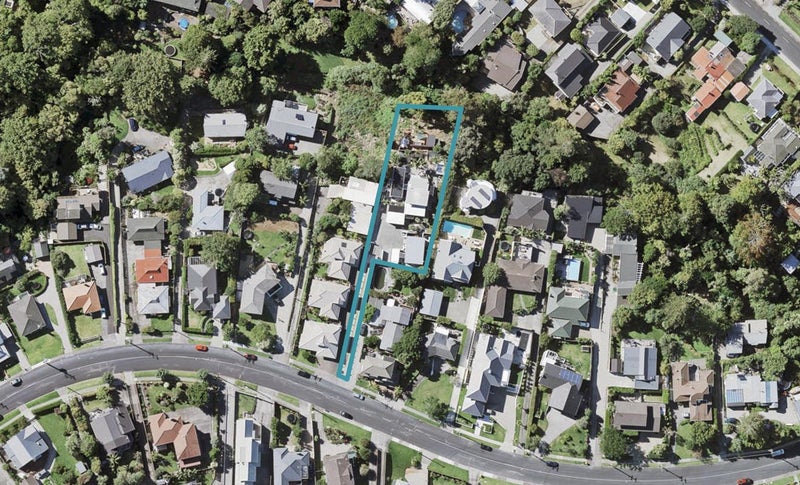 72 Uxbridge Road, Cockle Bay, Auckland - Carousel 1