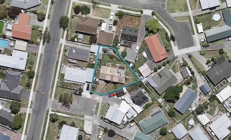 39 Ryan Crescent, Greenmeadows, Napier - Carousel 1