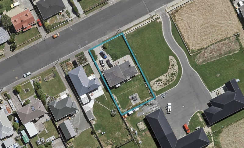 17 Enniskillen Street, Clifton, Invercargill - Carousel 1