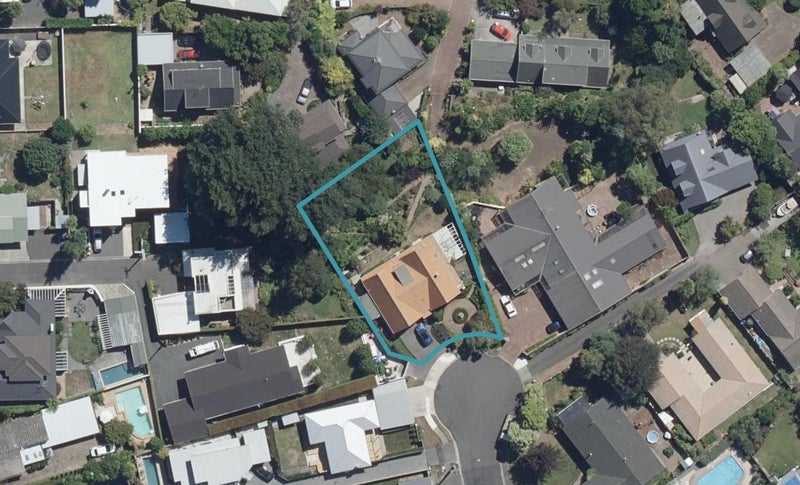 11 Mayfair Avenue, Chartwell, Hamilton - Carousel 1