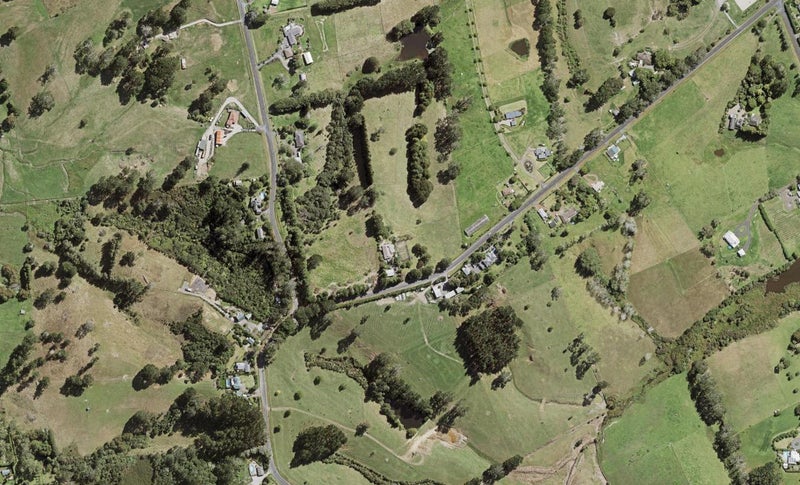 176 Tawa Road, Kumeu - Carousel 1