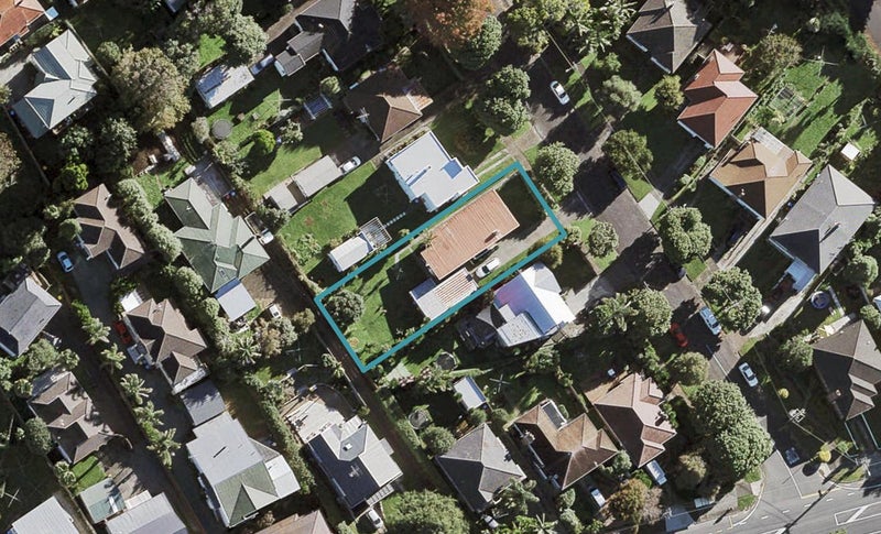 4 Mountfield Terrace, Mount Albert, Auckland - Carousel 1