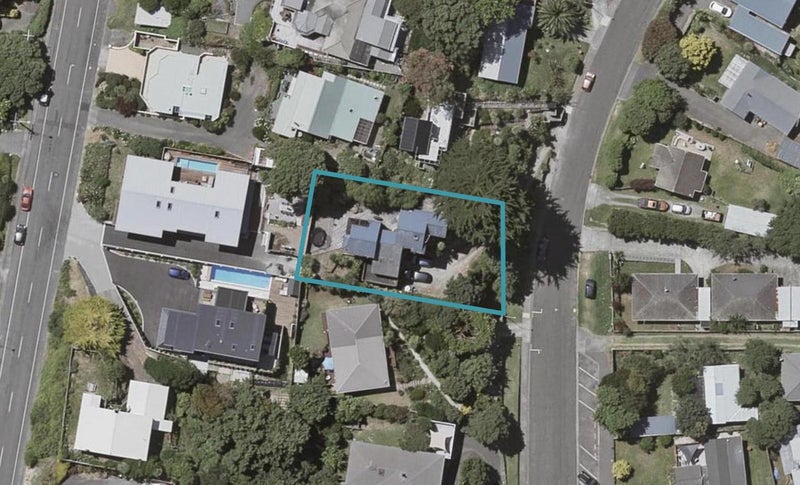 9 Renown Road, Raumati South, Paraparaumu - Carousel 1