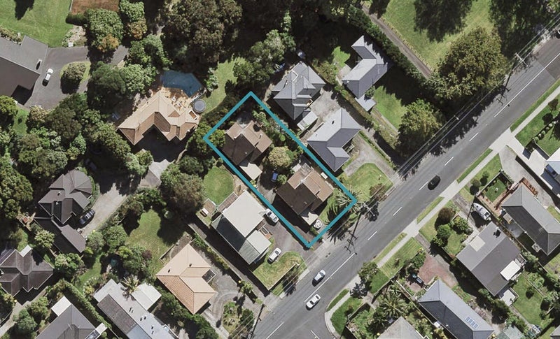 1/41 Ocean View Road, Hillcrest, Auckland - Carousel 1