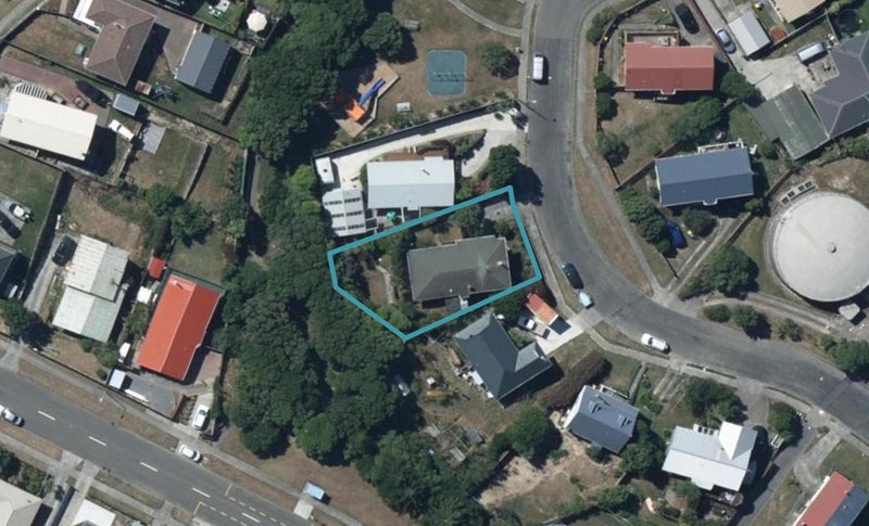 27 Tuna Terrace, Titahi Bay, Porirua - Carousel 1