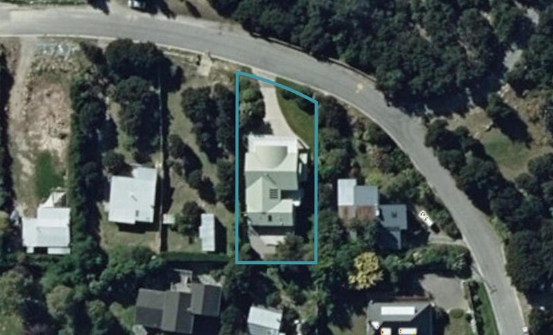 52 Flora Dora Parade, Lake Hāwea - Carousel 1