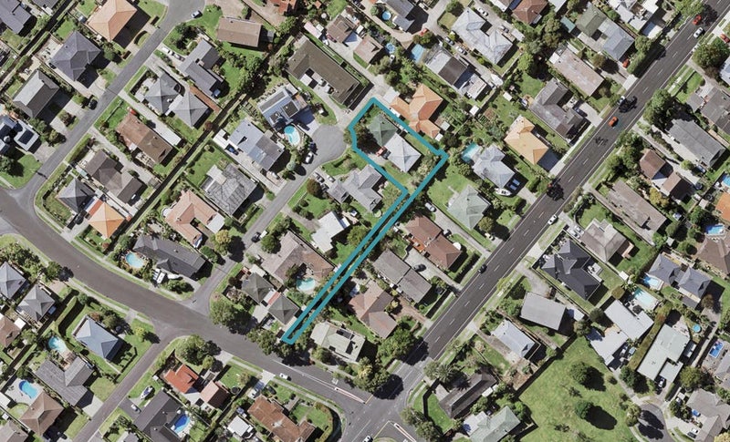 1/9 Bungalore Place, Half Moon Bay, Auckland - Carousel 1