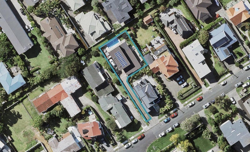12A Park Avenue, Takapuna, Auckland - Carousel 1