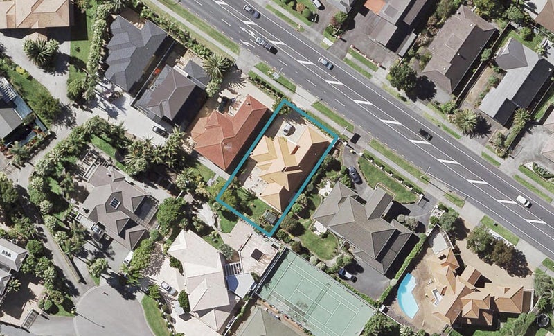 179 Whitford Road, Shamrock Park, Auckland - Carousel 1