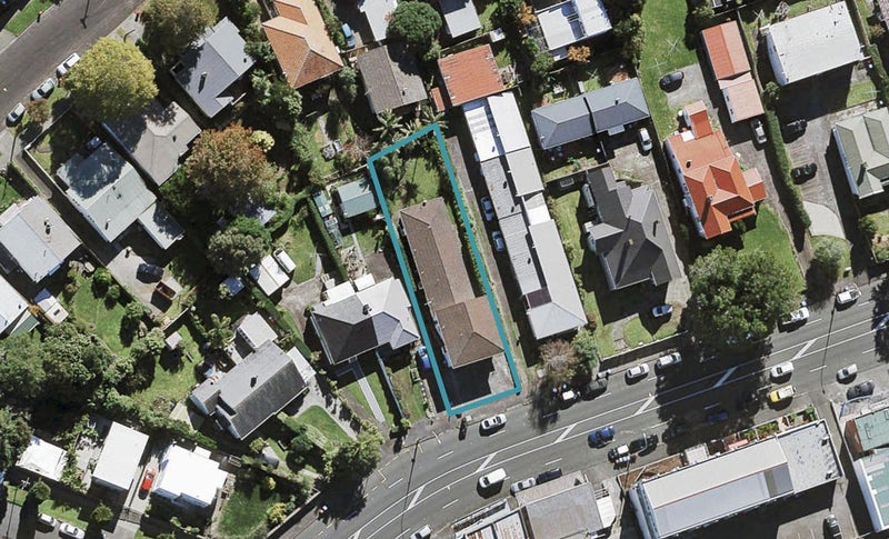 1/671 New North Road, St Lukes, Auckland - Carousel 1