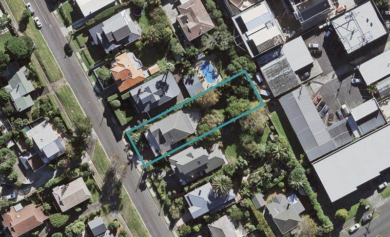 39 Palmerston Road, Birkenhead, Auckland - Carousel 1