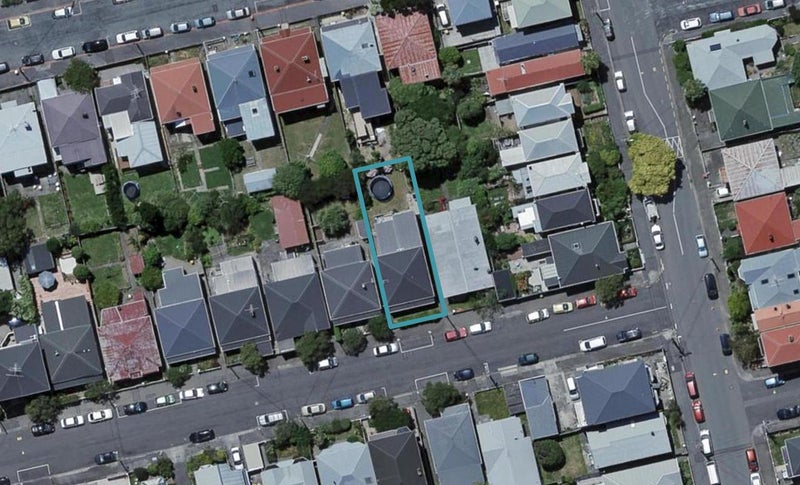17 Somerset Avenue, Newtown, Wellington - Carousel 1