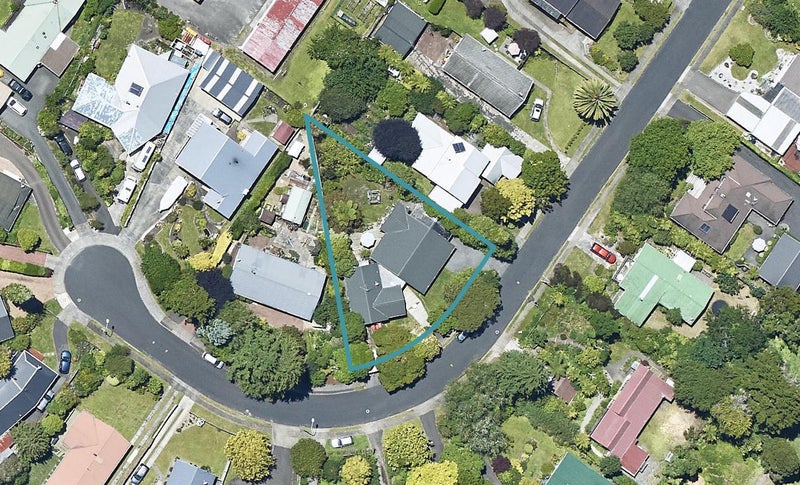 13 Awatea Terrace, Lynmore, Rotorua - Carousel 1