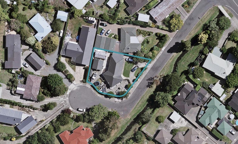 2 Avon Terrace, Taradale, Napier - Carousel 1