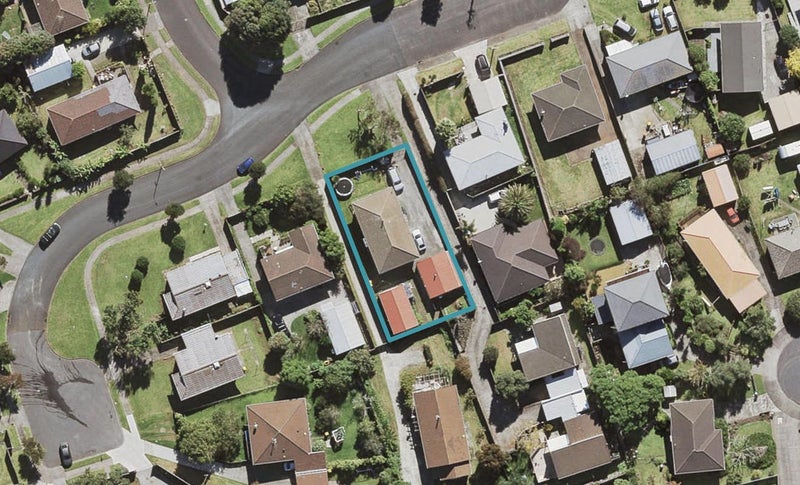 26 Matapouri Road, Mangere Bridge, Auckland - Carousel 1