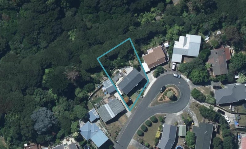 21 Woolwich Close, Whitby, Porirua - Carousel 1