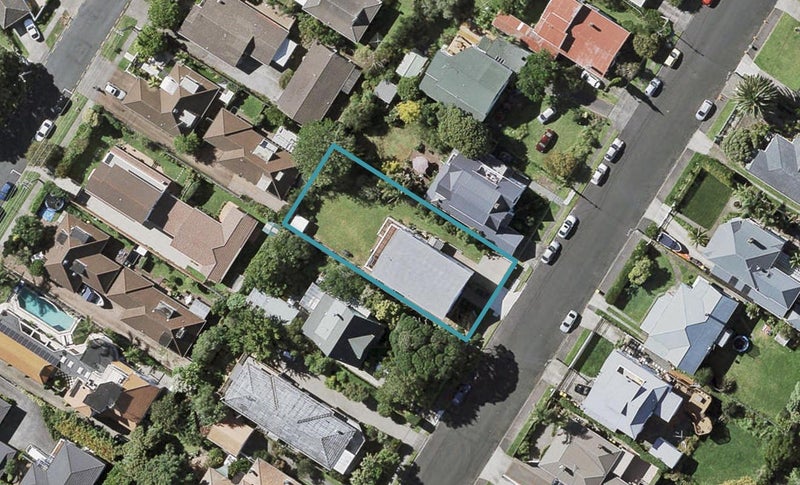 7 Bayview Road, Hauraki, Auckland - Carousel 1