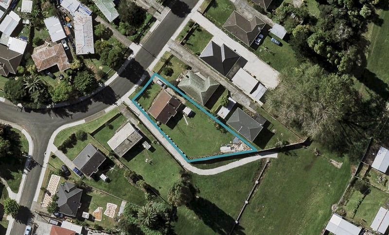24 Tindall Crescent, Otara, Auckland - Carousel 1