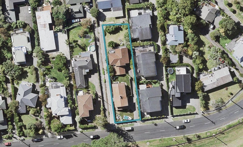 2/135 Kowhai Road, Mairangi Bay, Auckland - Carousel 1