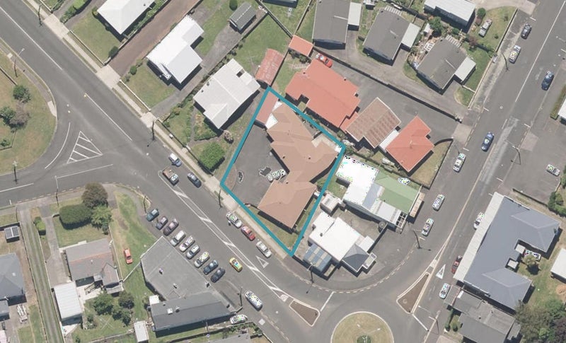 1/2 Puriri Street, Gonville, Whanganui - Carousel 1