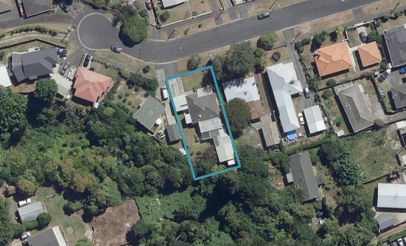 7 Moncrieff Avenue, Fairfield, Hamilton - Carousel 1