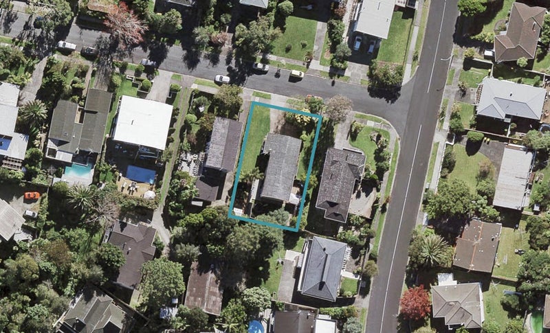 4 Barlow Place, Chatswood, Auckland - Carousel 1