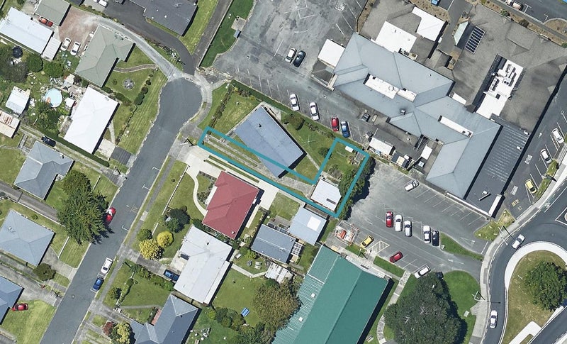 30 Hayes Avenue, Gate Pa, Tauranga - Carousel 1