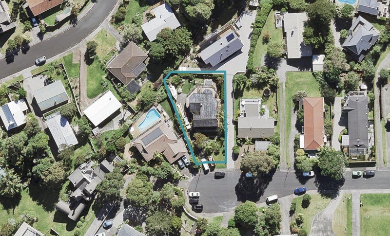 39 Mayall Avenue, Beach Haven, Auckland - Carousel 1