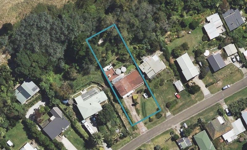 46 Douglas Street, Okitu, Gisborne - Carousel 1
