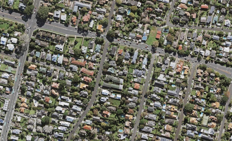 2/0 Kakariki Avenue, Mount Eden, Auckland - Carousel 1