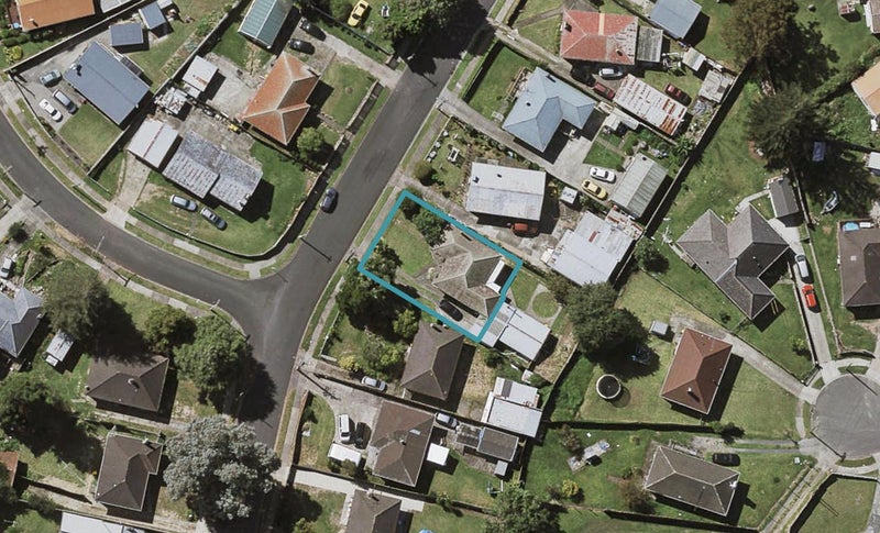 46 Tyrone Street, Otara, Auckland - Carousel 1