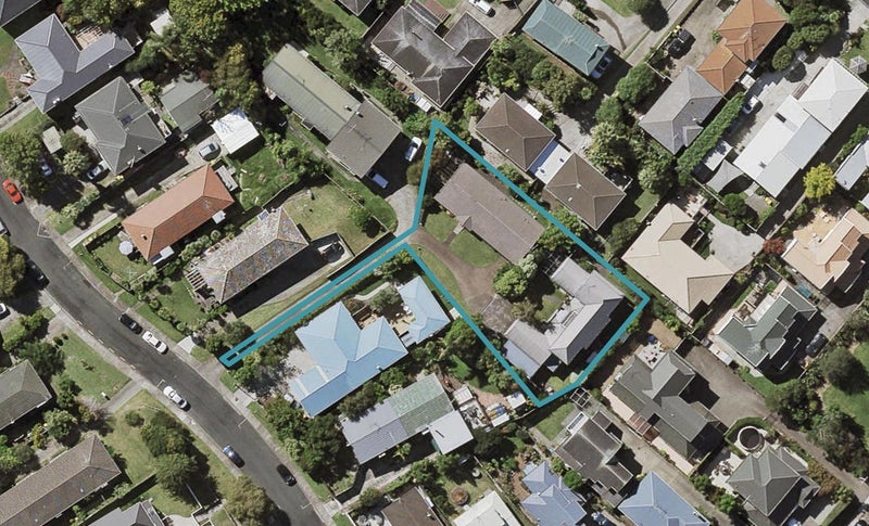 2/23 Margaret Place, Milford, Auckland - Carousel 1