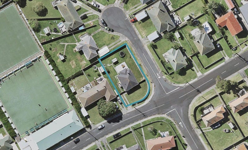 40 Roberts Avenue, Bayswater, Auckland - Carousel 1