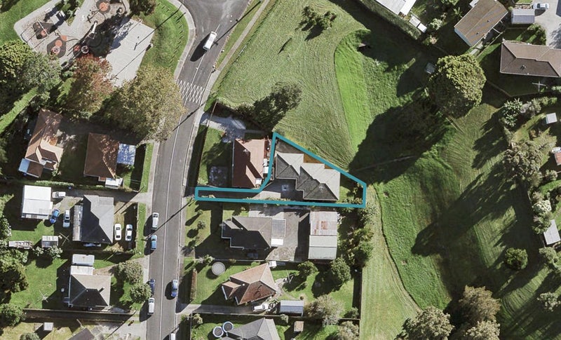57A Freeland Avenue, Mount Roskill, Auckland - Carousel 1